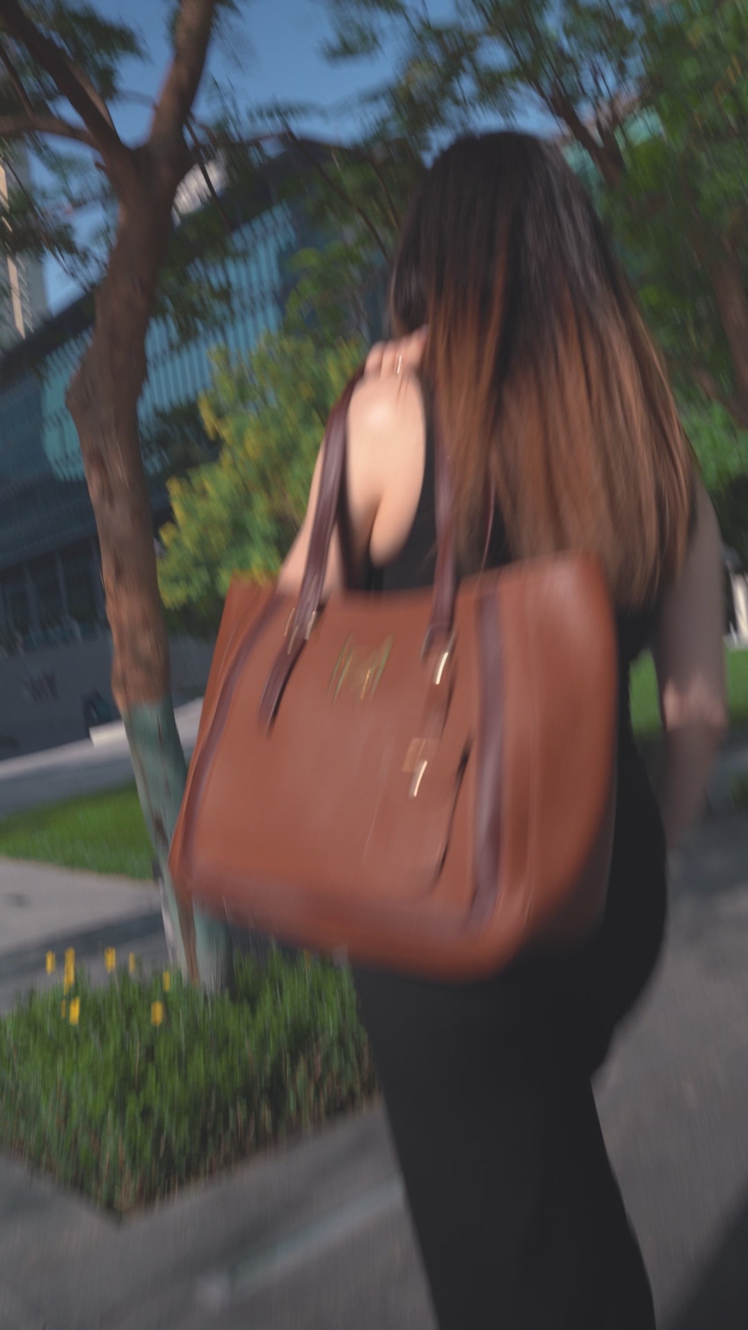 Maison Rahisi Black Terra Bag